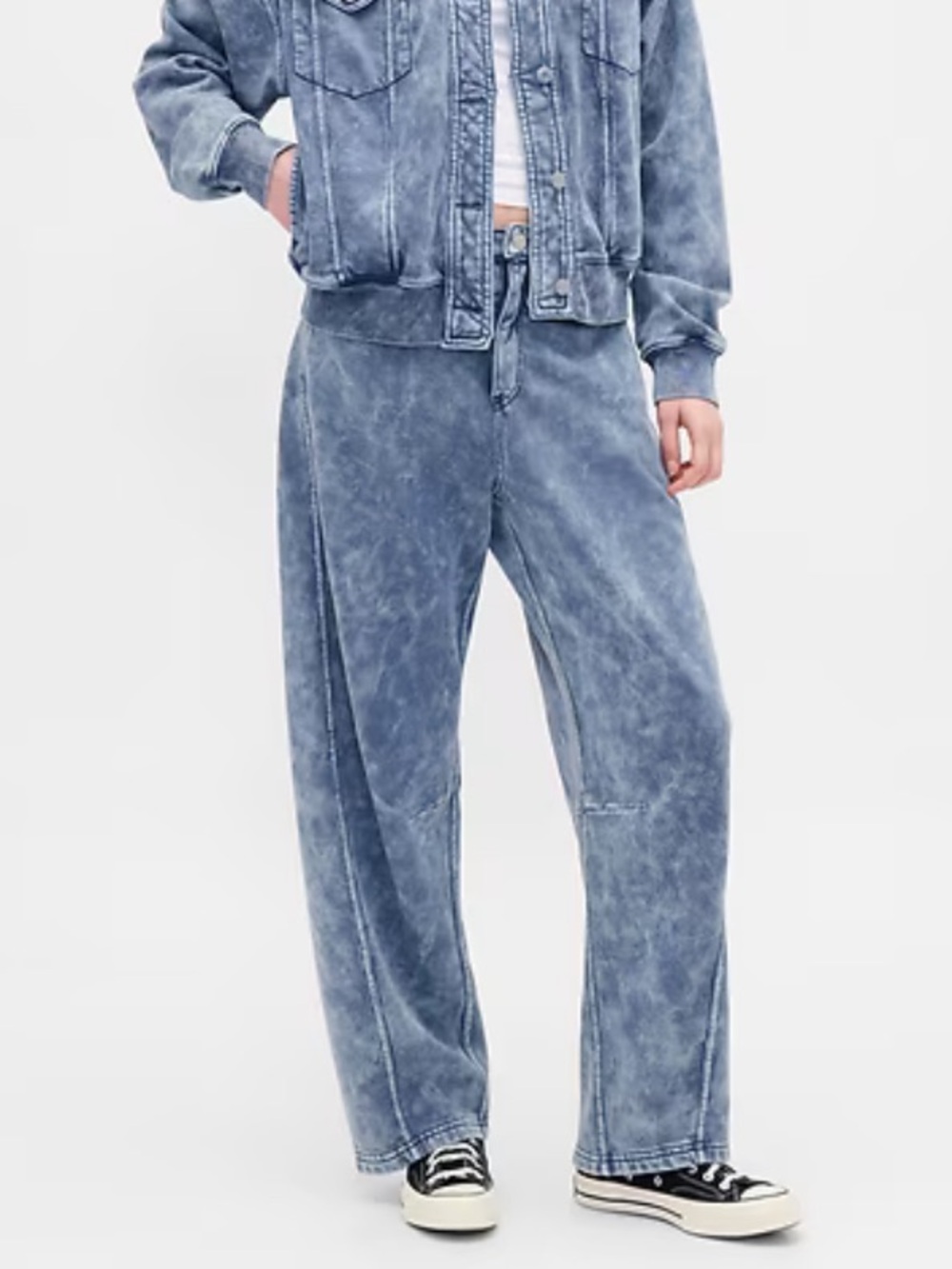 💛 GAP Acid Wash Barrel Jean Sweatpants